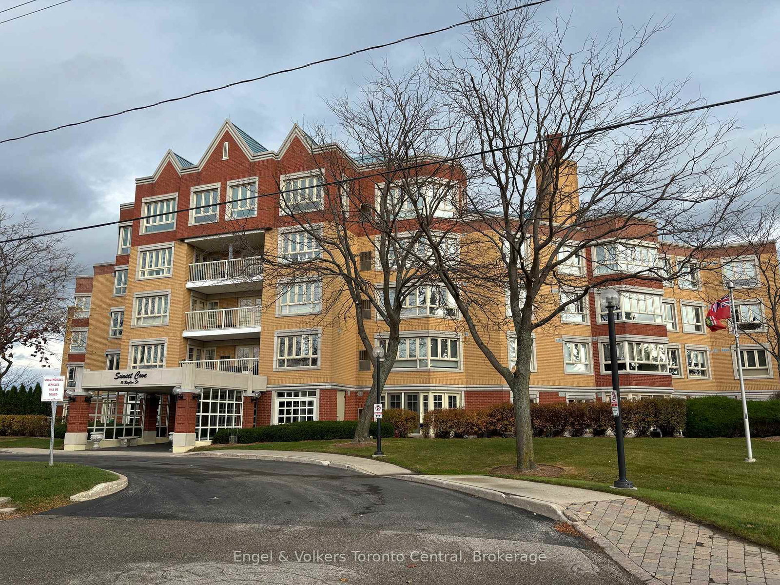16-raglan-street-collingwood-ontario-s12328176