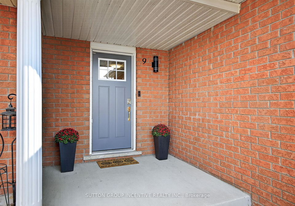9-sunset-place-barrie-ontario-s12330772