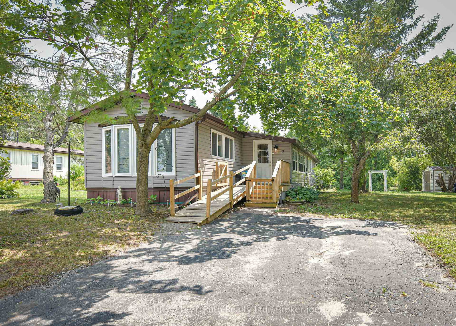 7-irvine-road-oro-medonte-ontario-s12332330