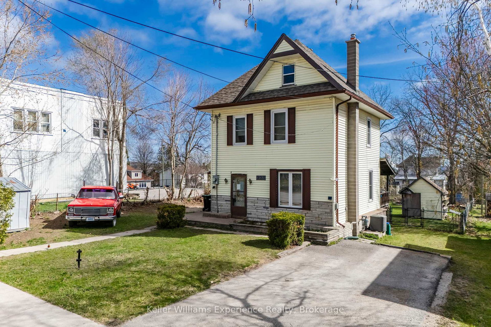 223-lindsay-street-midland-ontario-s12332417