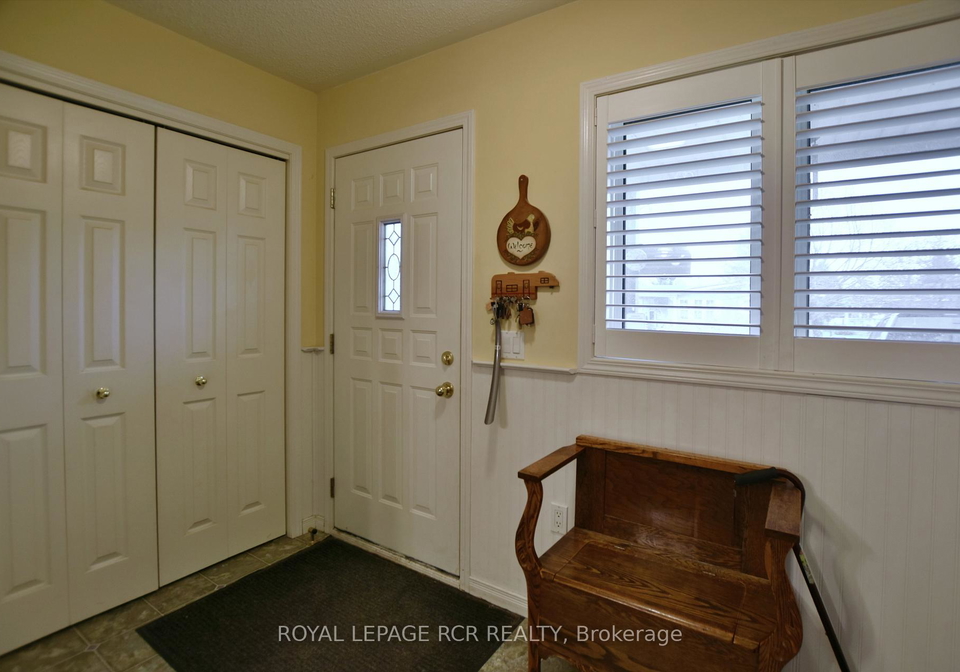 9-indiana-avenue-wasaga-beach-ontario-s12333053