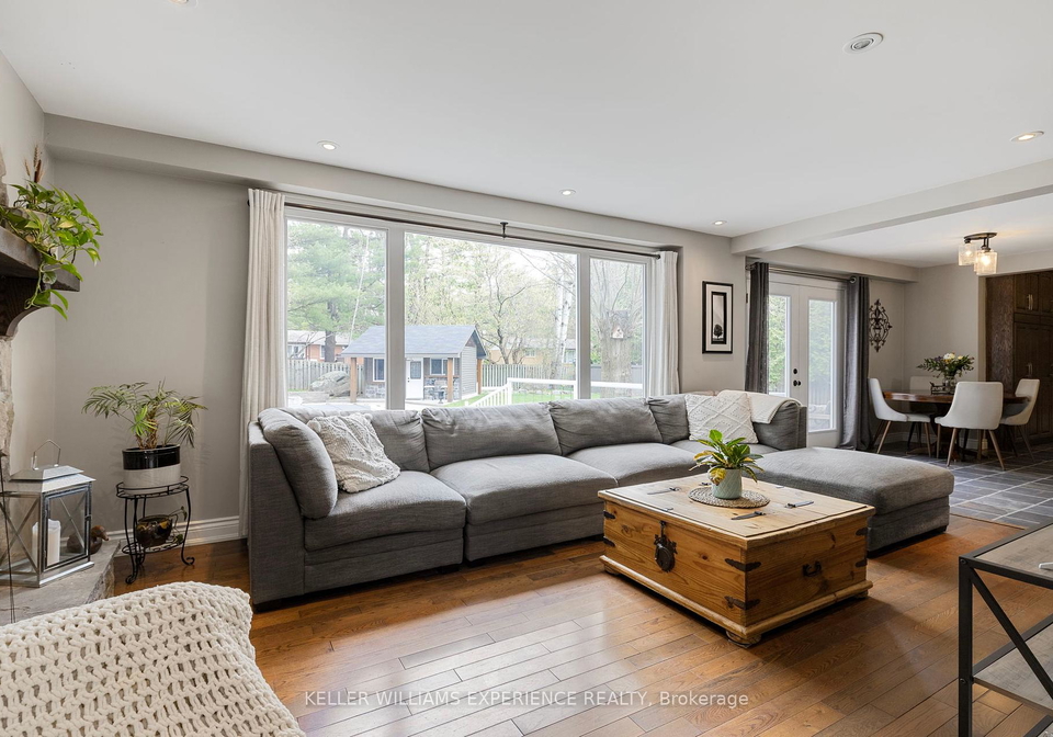 31-lawrence-avenue-springwater-ontario-s12336535