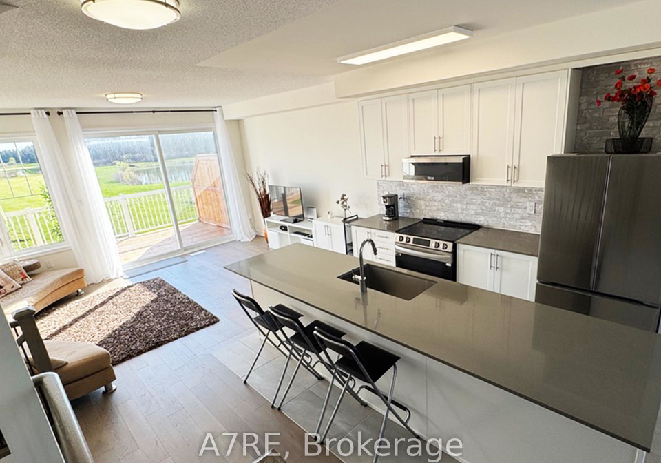 27-sama-way-wasaga-beach-ontario-s12336948