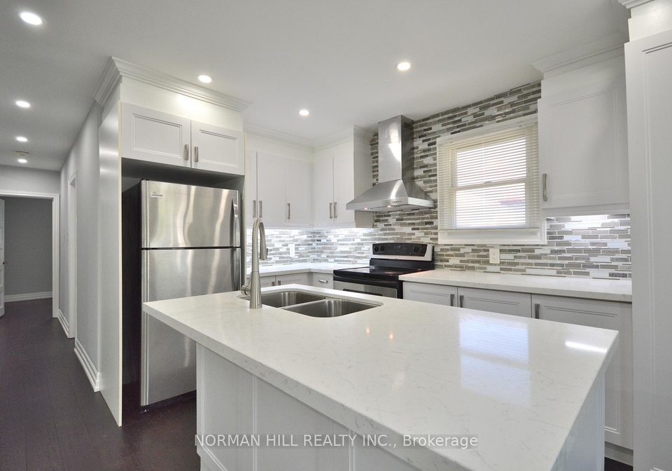 30-newton-street-barrie-ontario-s12338173