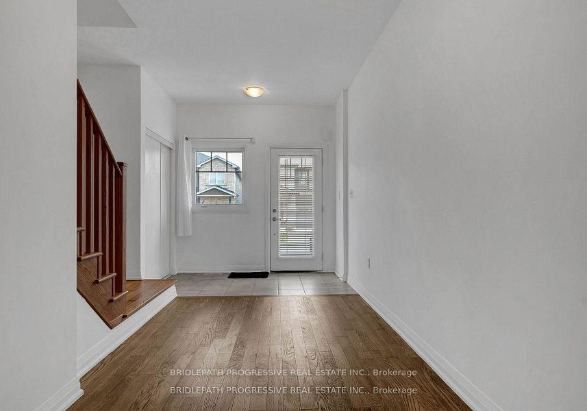 22-alaskan-heights-barrie-ontario-s12340112