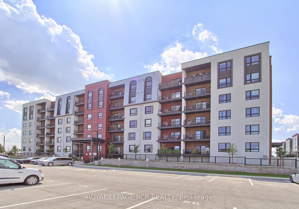 10-culinary-lane-barrie-ontario-s12340154
