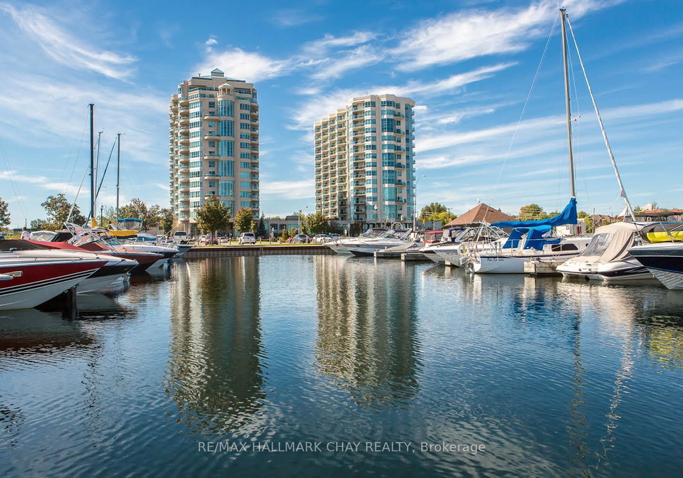6-toronto-street-barrie-ontario-s12341891