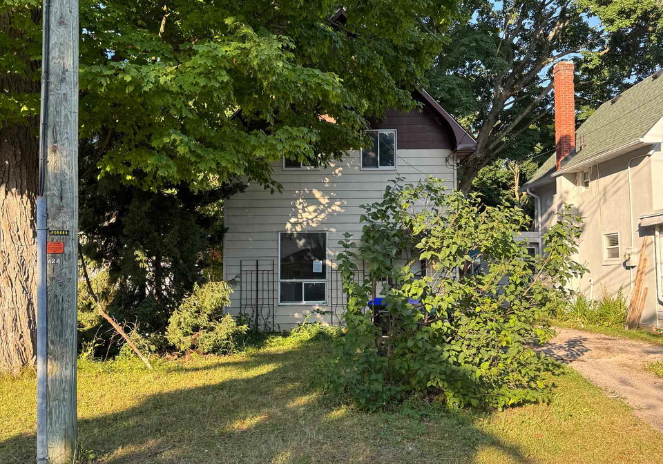 420-frederick-street-midland-ontario-s12344373