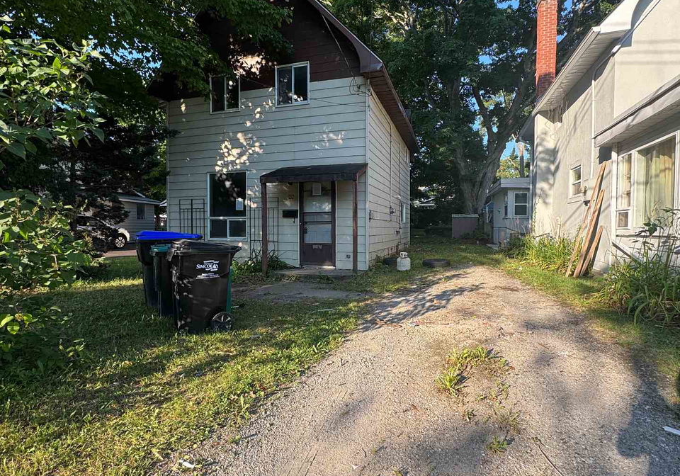 420-frederick-street-midland-ontario-s12344373