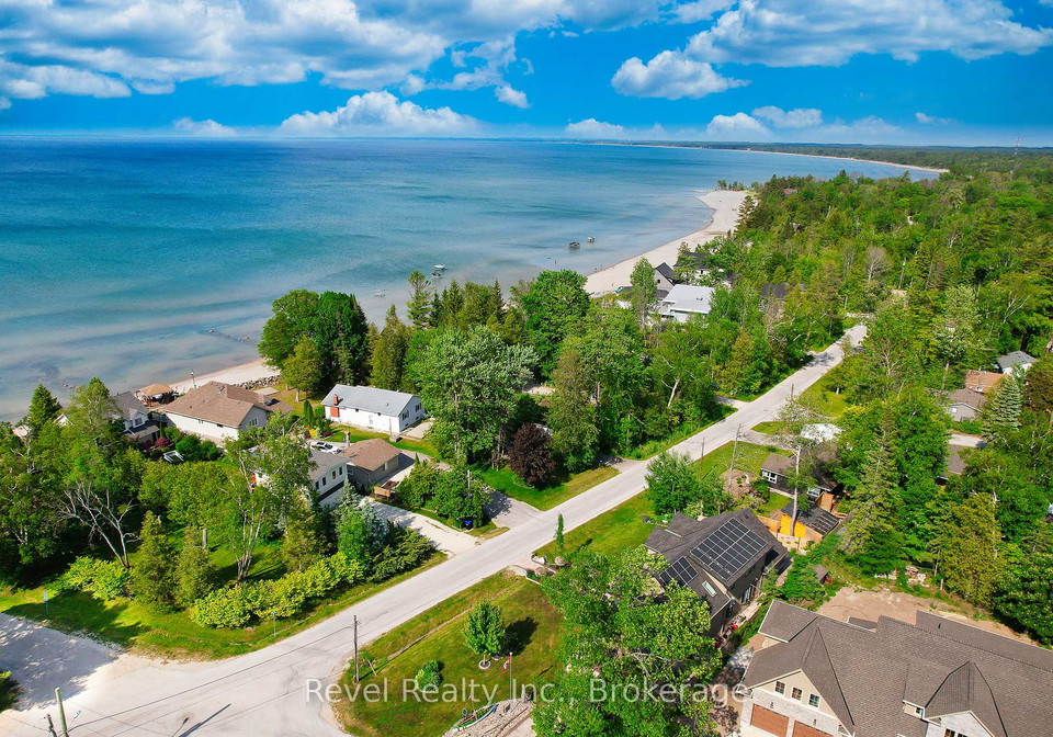 2165-shore-lane-wasaga-beach-ontario-s12345841