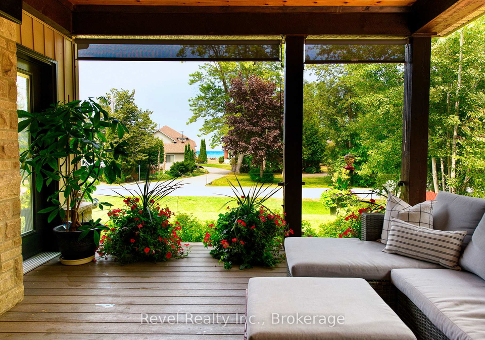 2165-shore-lane-wasaga-beach-ontario-s12345841