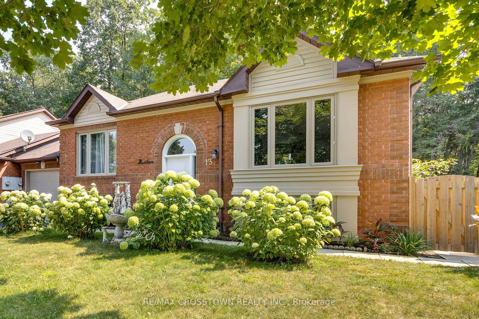 13-harbour-crescent-wasaga-beach-ontario-s12346331