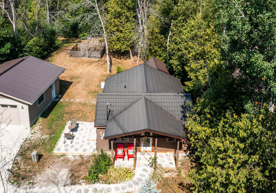 15-edgar-road-collingwood-ontario-s12348024