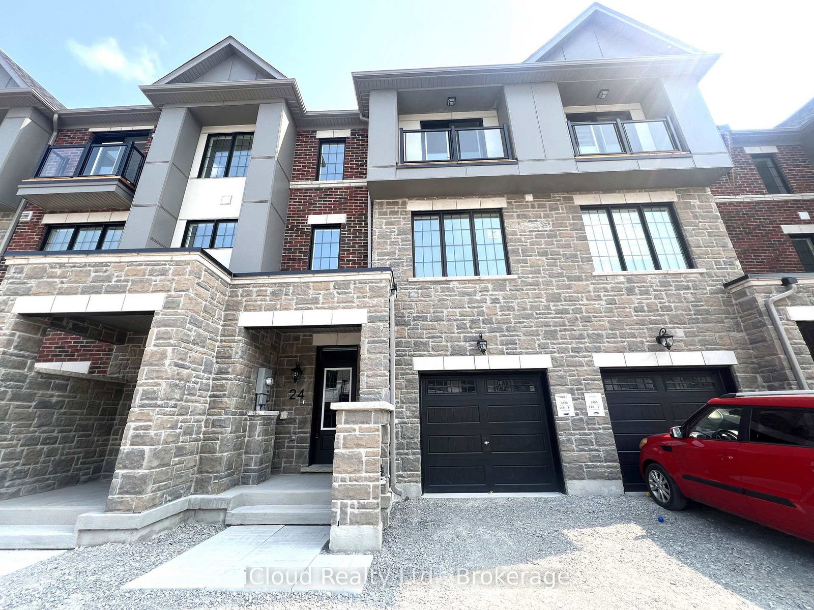 24-pearen-lane-barrie-ontario-s12349306