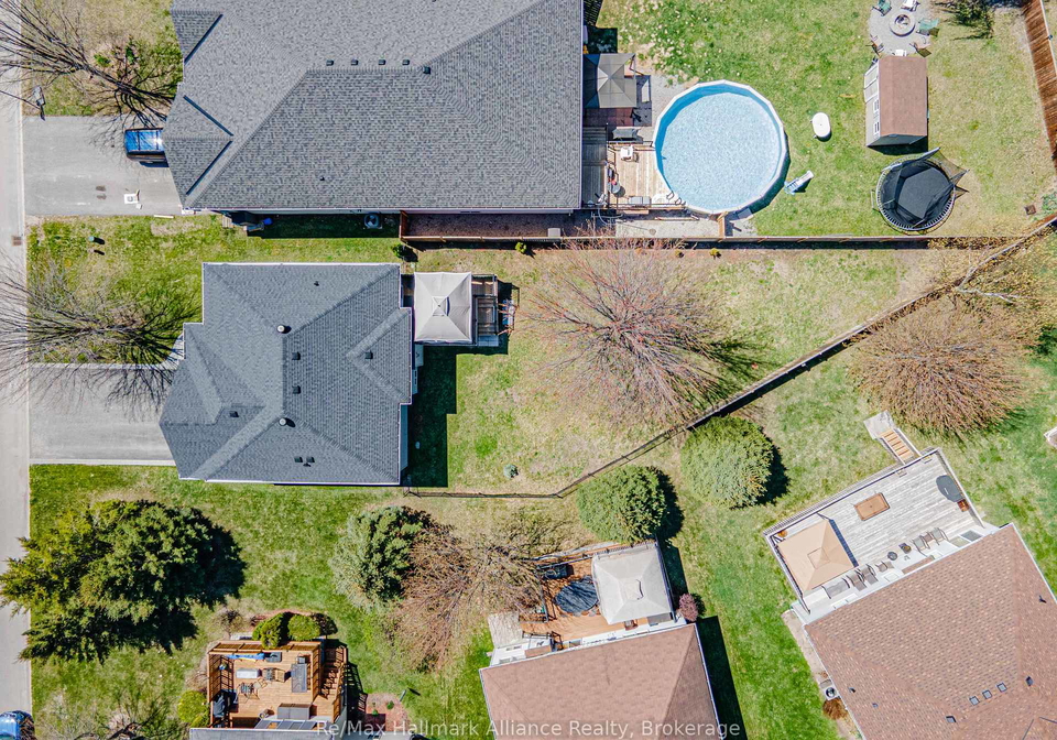 20-meadowood-drive-wasaga-beach-ontario-s12350607