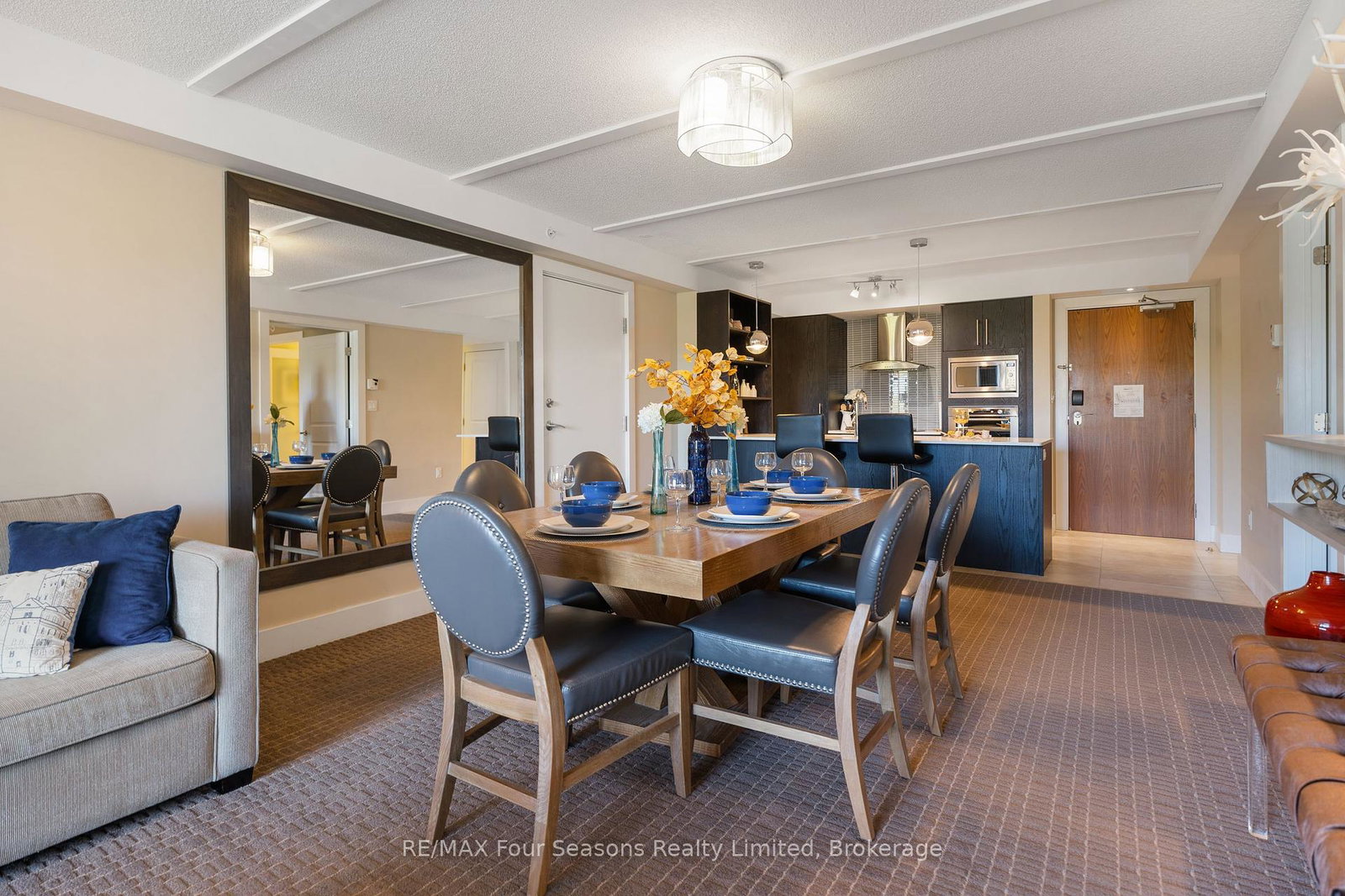 9-harbour-street-e-collingwood-ontario-s12351449