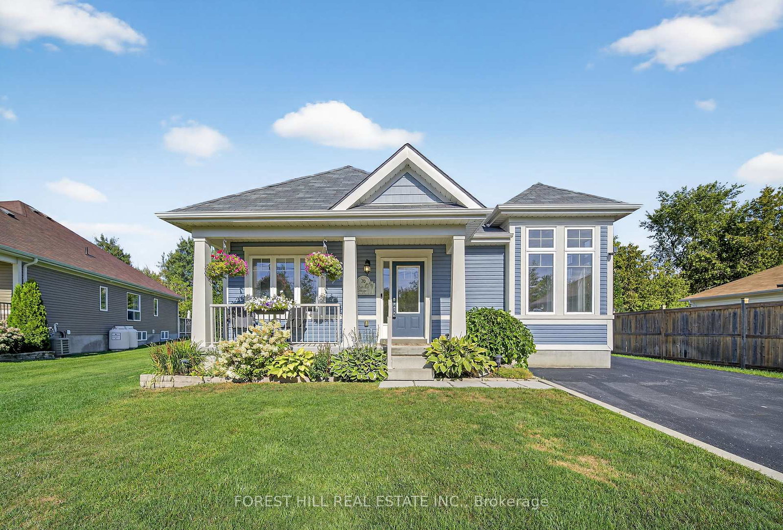 70-robert-street-s-wasaga-beach-ontario-s12352186