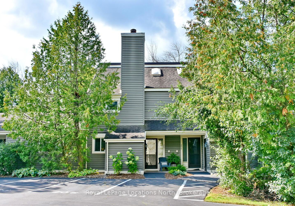 207-escarpment-crescent-collingwood-ontario-s12352340