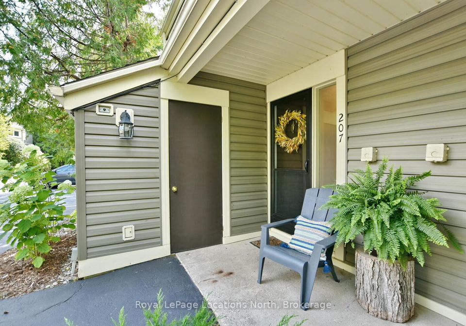207-escarpment-crescent-collingwood-ontario-s12352340
