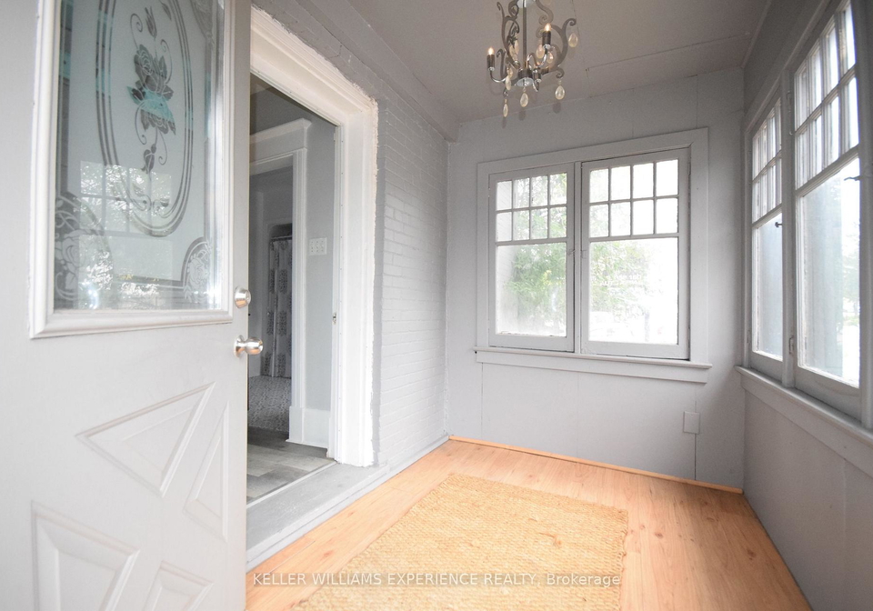 184-bradford-street-barrie-ontario-s12353436
