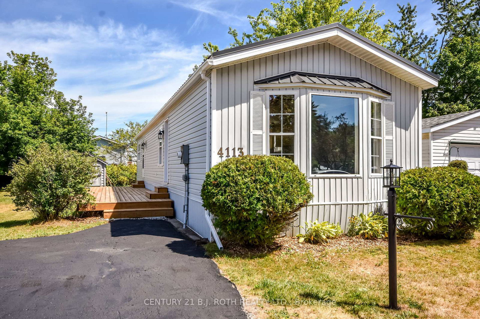 4113-ash-crescent-severn-ontario-s12354278