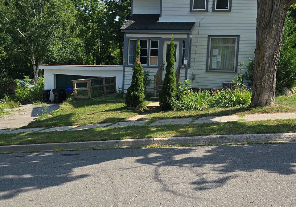 699-quebec-street-midland-ontario-s12354295