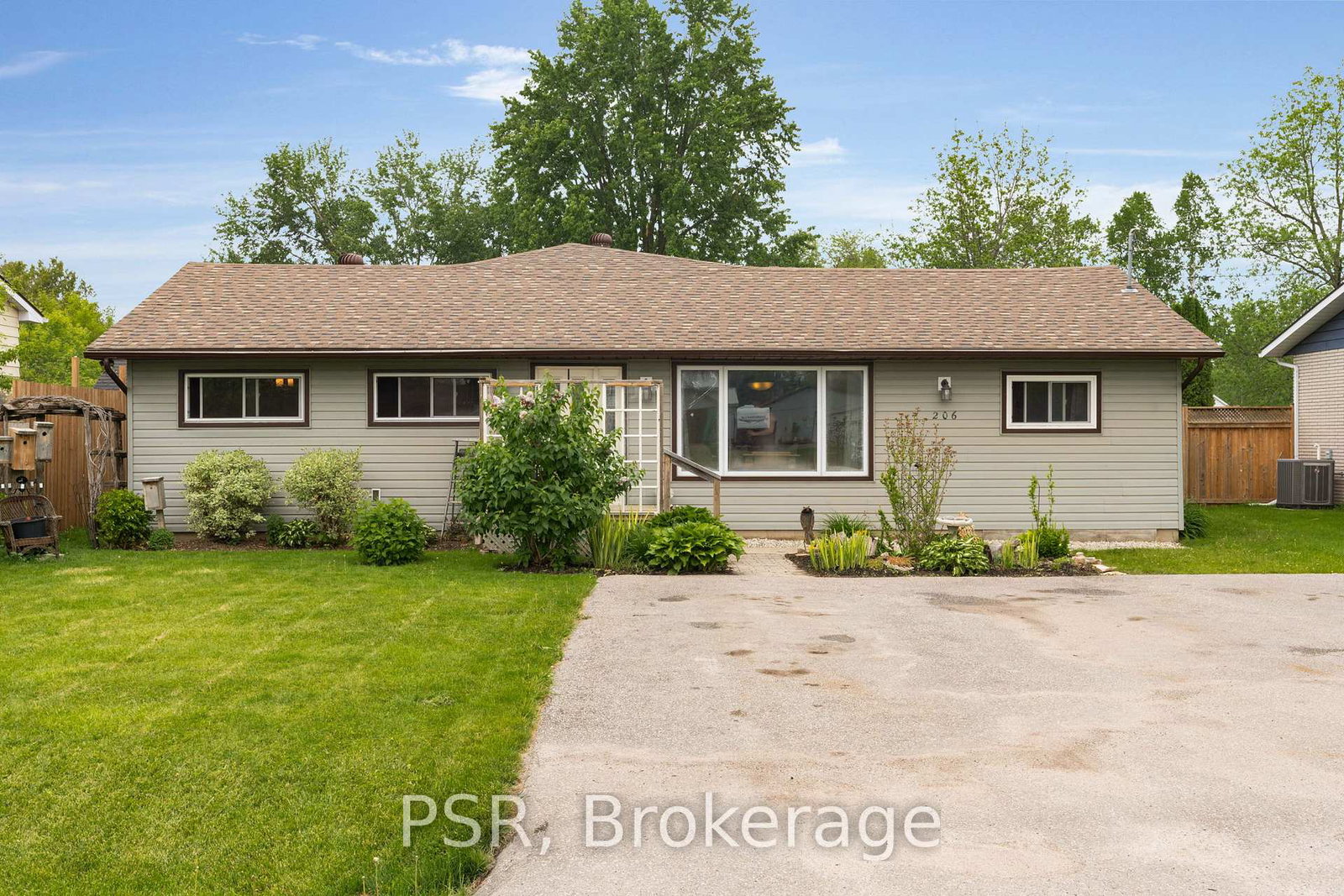 206-william-street-clearview-ontario-s12354444