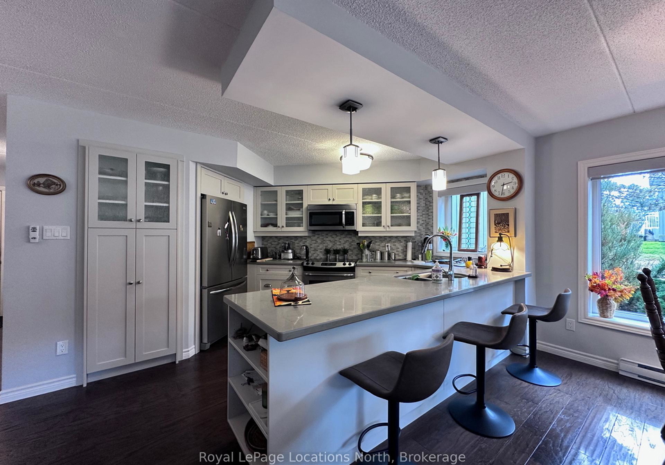 22-ramblings-way-collingwood-ontario-s12355098