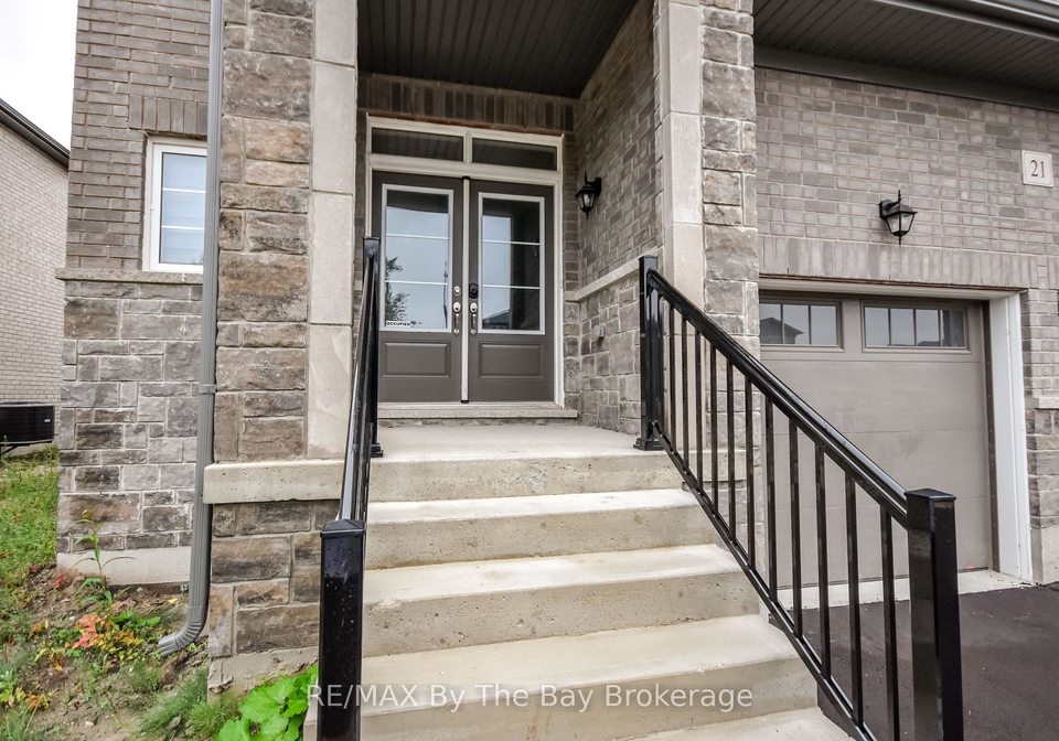 21-amber-drive-wasaga-beach-ontario-s12356333