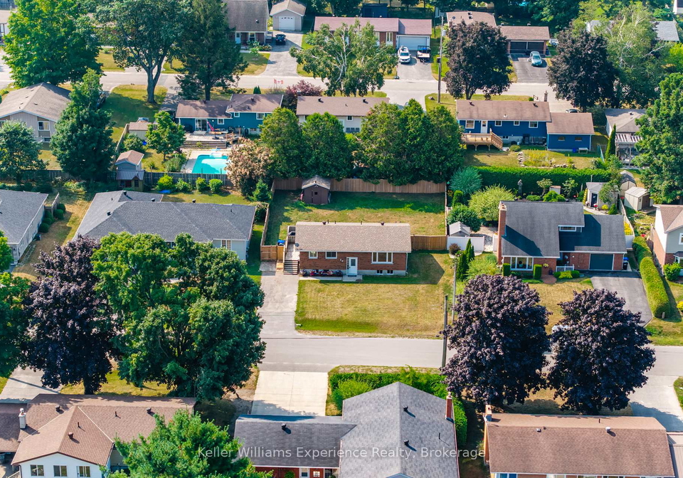 26-richelieu-street-penetanguishene-ontario-s12356729
