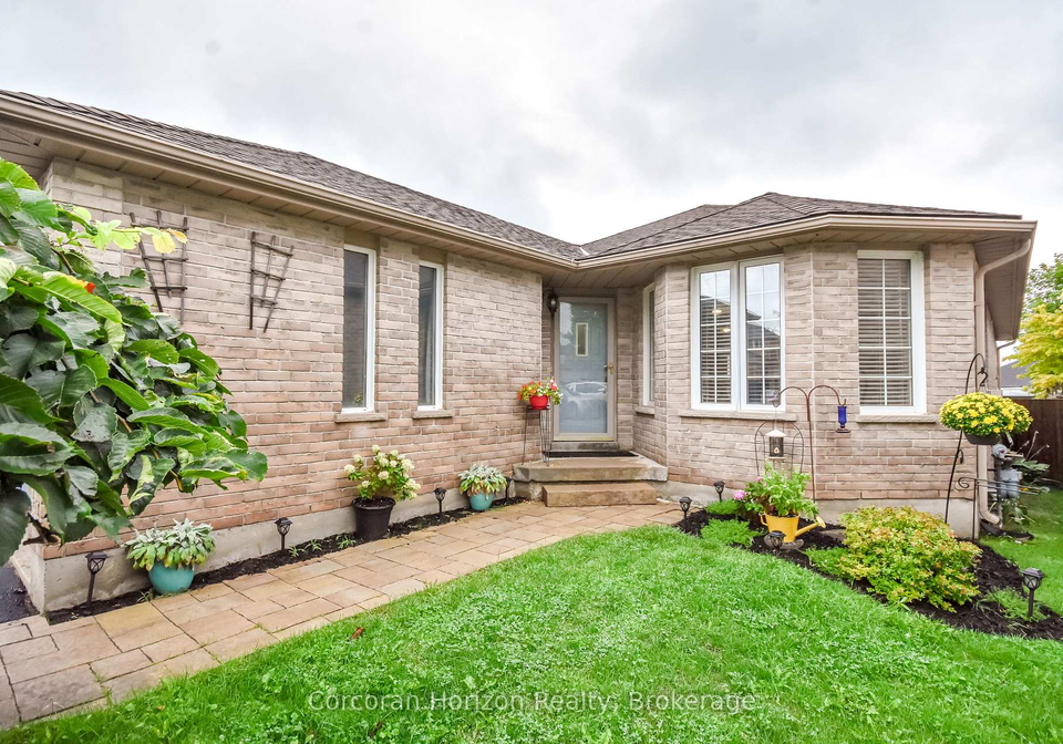 52-stephanie-lane-barrie-ontario-s12357158