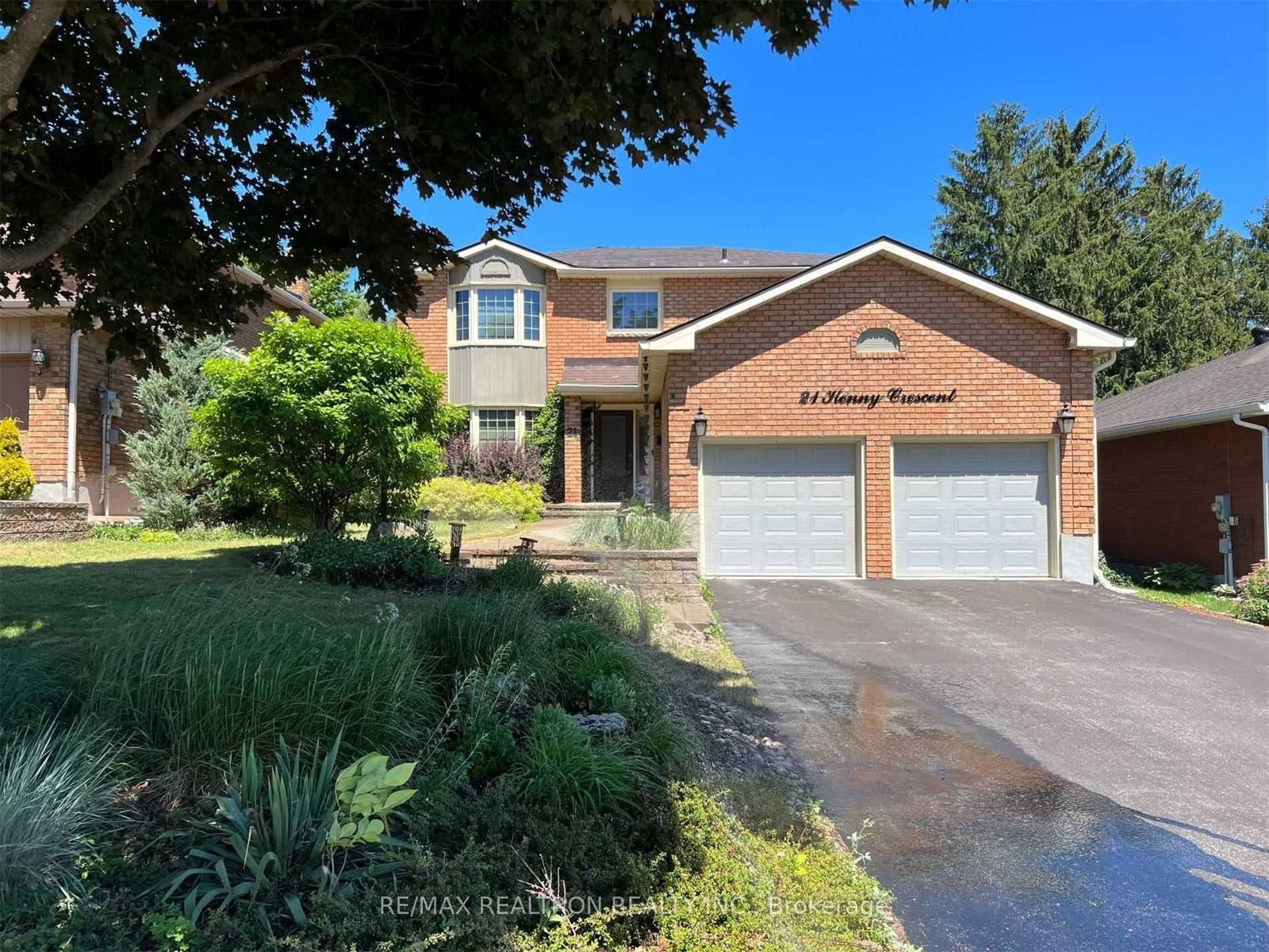 21-kenny-crescent-barrie-ontario-s12357198