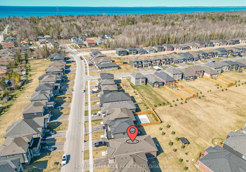 8-beatrice-drive-wasaga-beach-ontario-s12357579