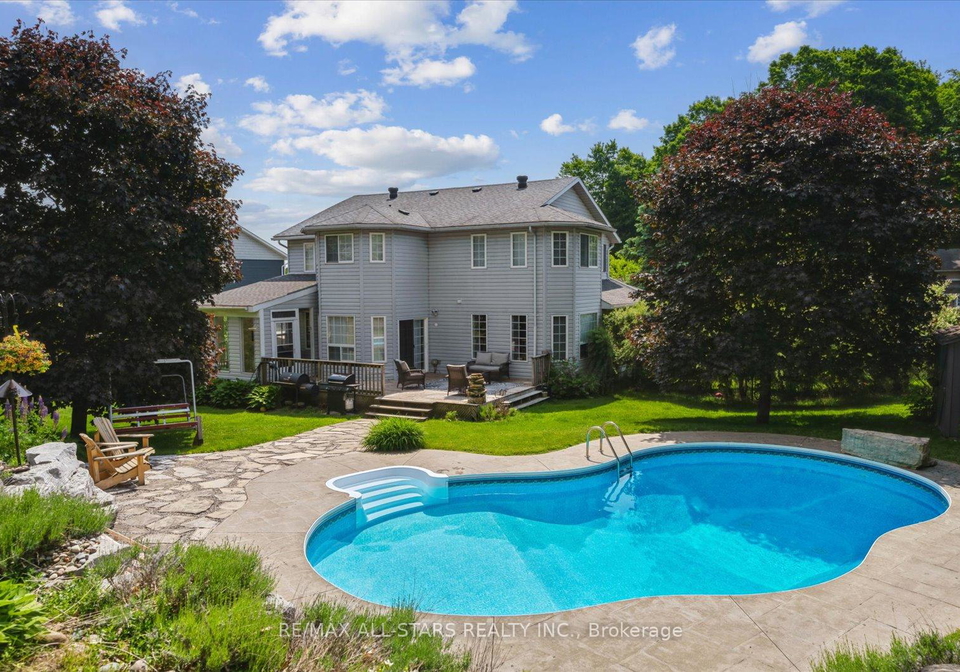 20-mcfadden-drive-springwater-ontario-s12359638