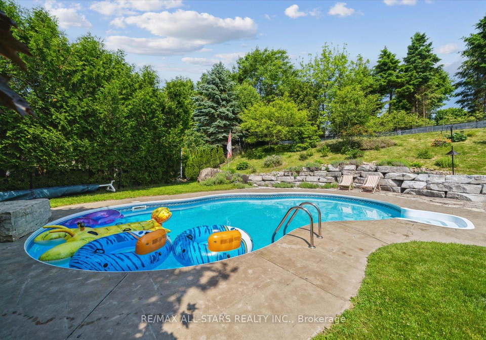 20-mcfadden-drive-springwater-ontario-s12359638