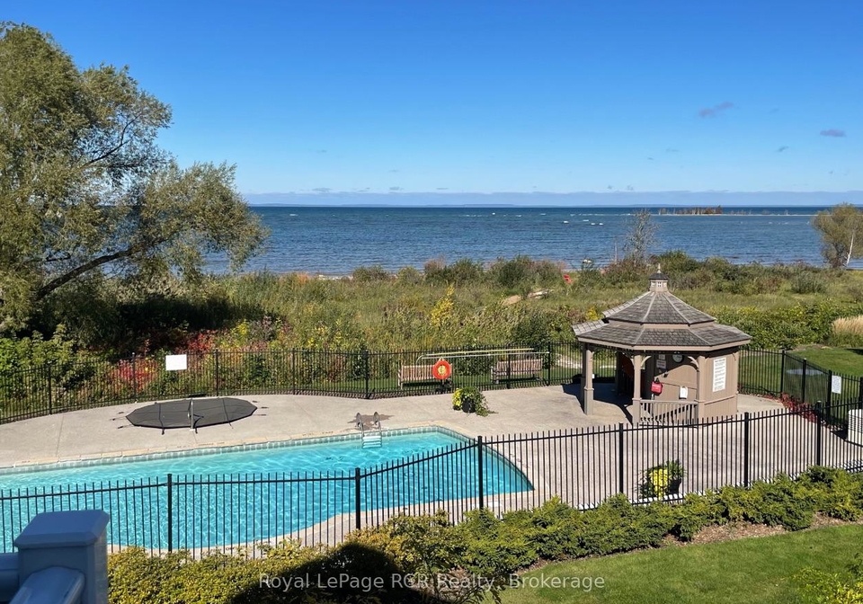 40-trott-boulevard-collingwood-ontario-s12359872