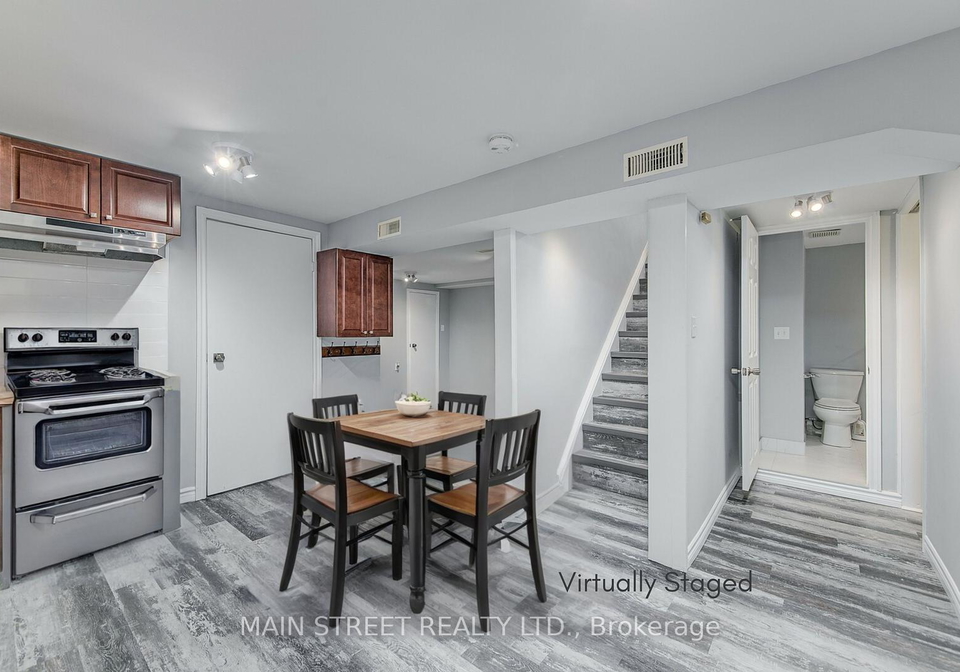20-frost-trail-barrie-ontario-s12361142