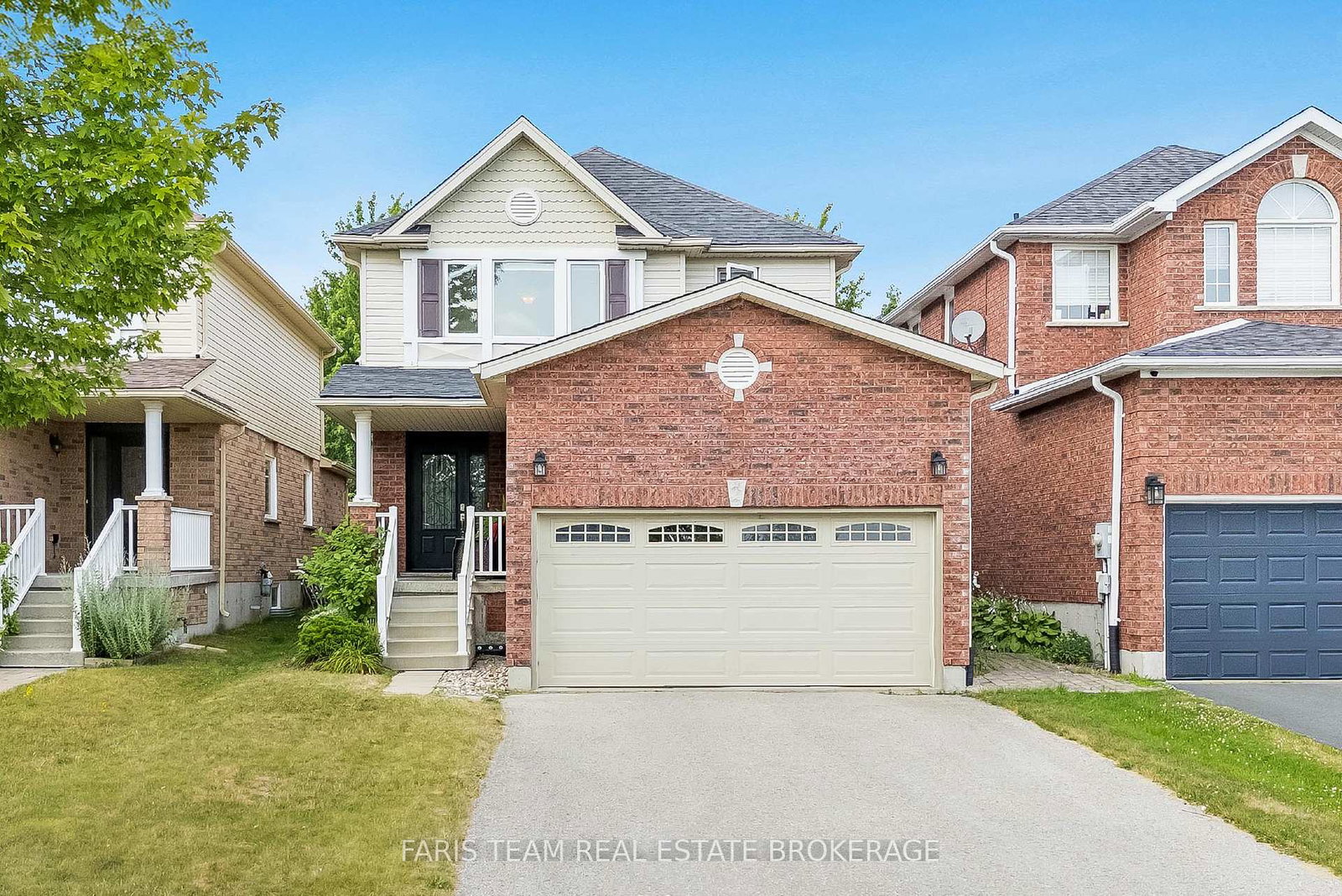40-sovereigns-gate-barrie-ontario-s12363303