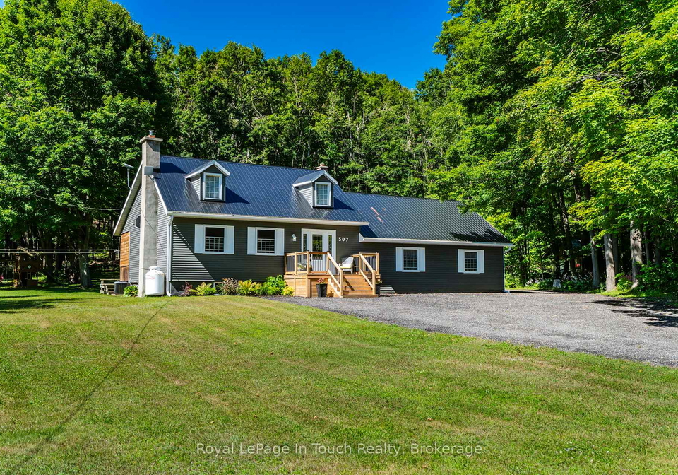 507-lafontaine-road-e-tiny-ontario-s12363398