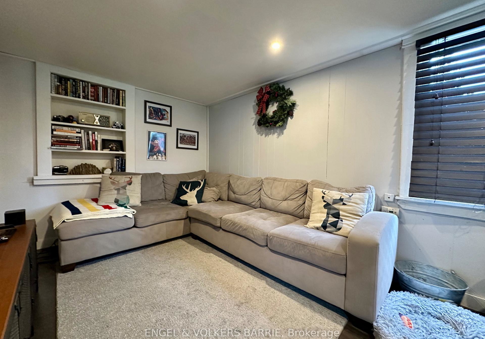 1040-124-county-road-clearview-ontario-s12364033