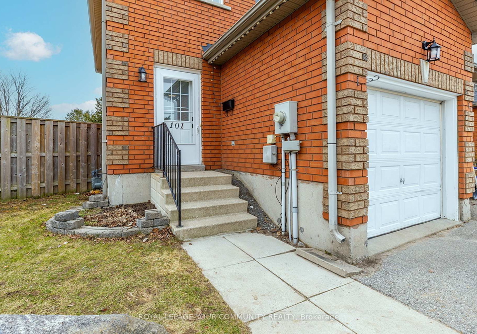 101-black-cherry-crescent-barrie-ontario-s12364318