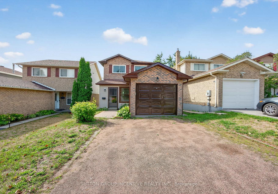 20-fox-run-barrie-ontario-s12364944
