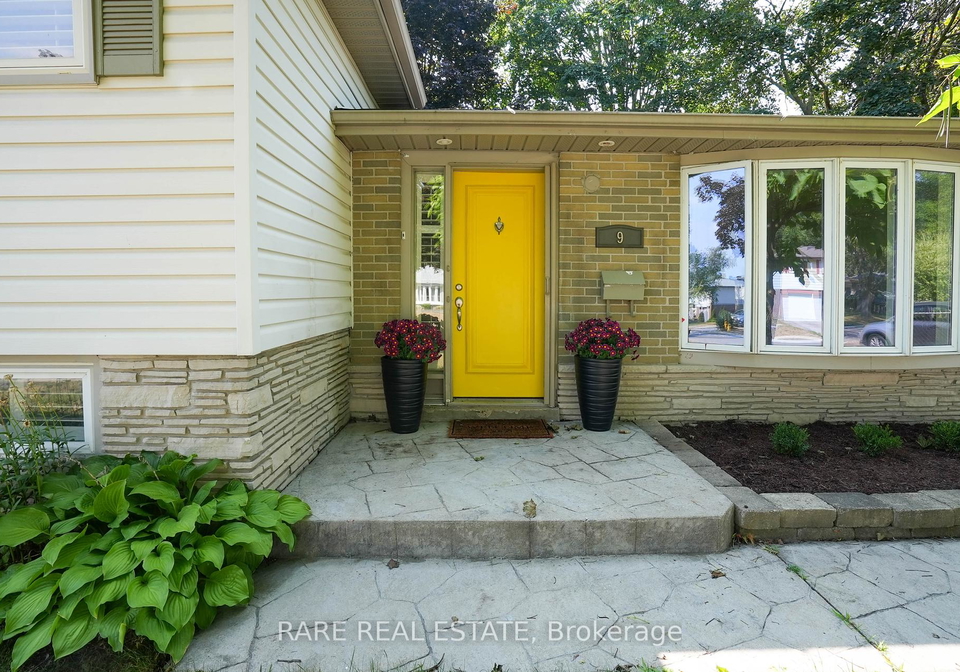 9-meadowland-avenue-barrie-ontario-s12365389