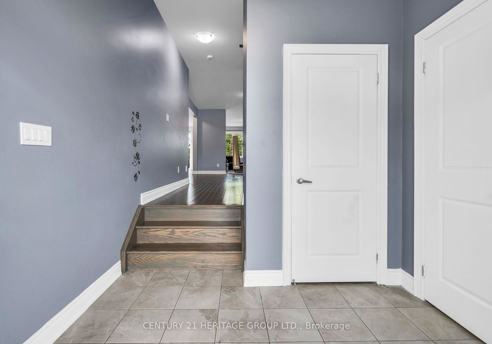 47-emeral-street-wasaga-beach-ontario-s12365713