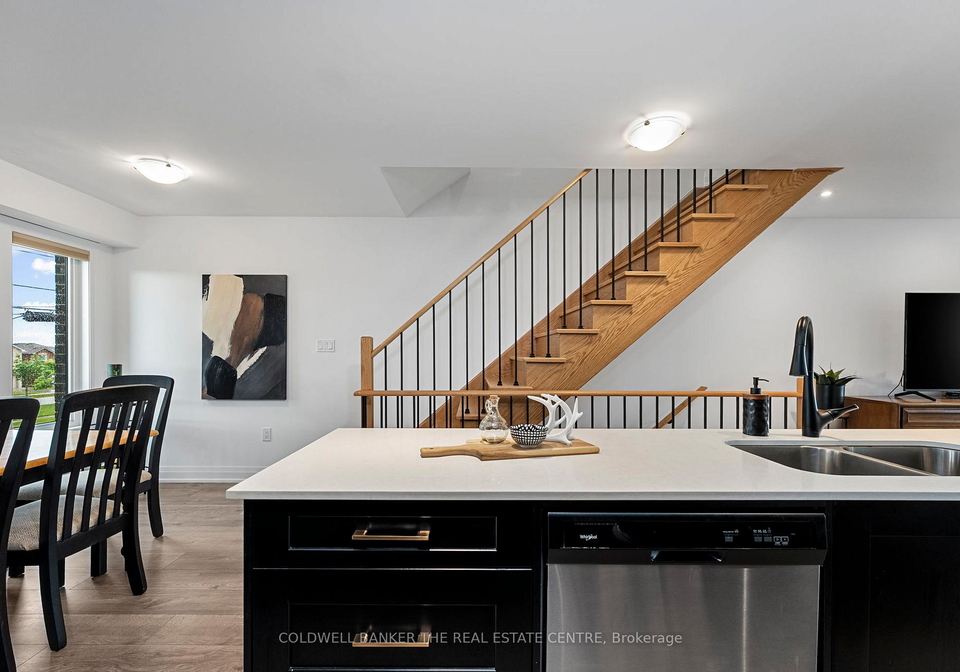 121-fairlane-avenue-barrie-ontario-s12365843