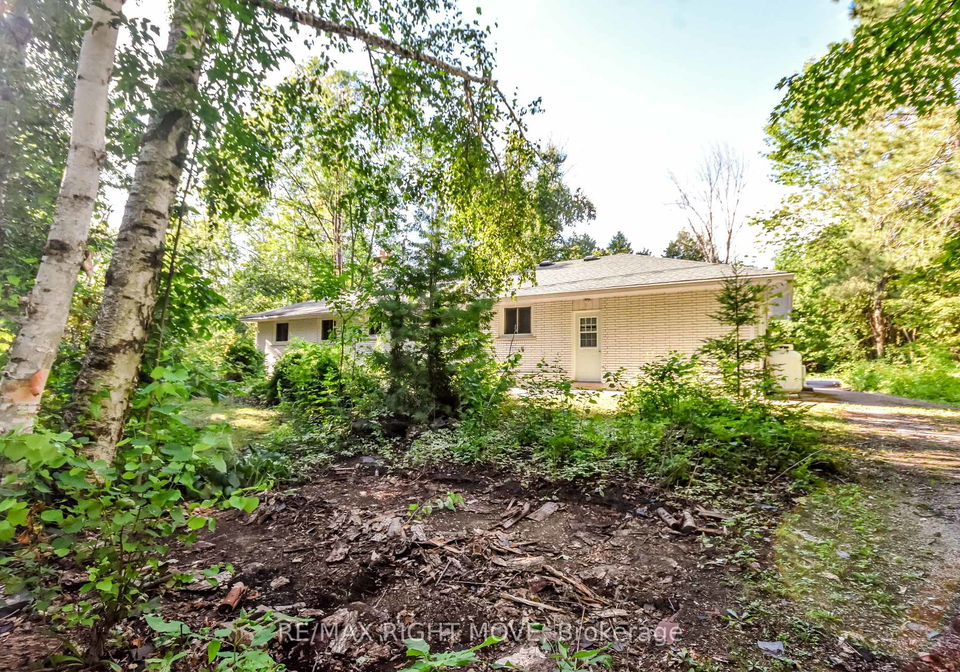 1781-mt-st-louis-road-e-oro-medonte-ontario-s12365952