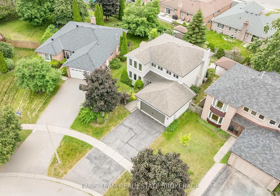 17-radenhurst-crescent-barrie-ontario-s12366068