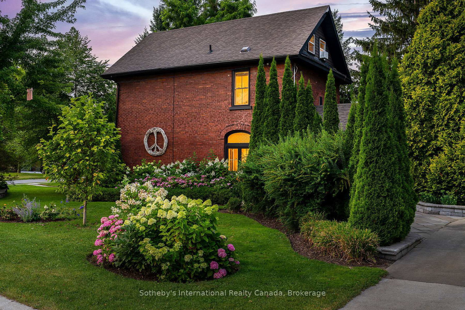 2-erie-street-collingwood-ontario-s12366160