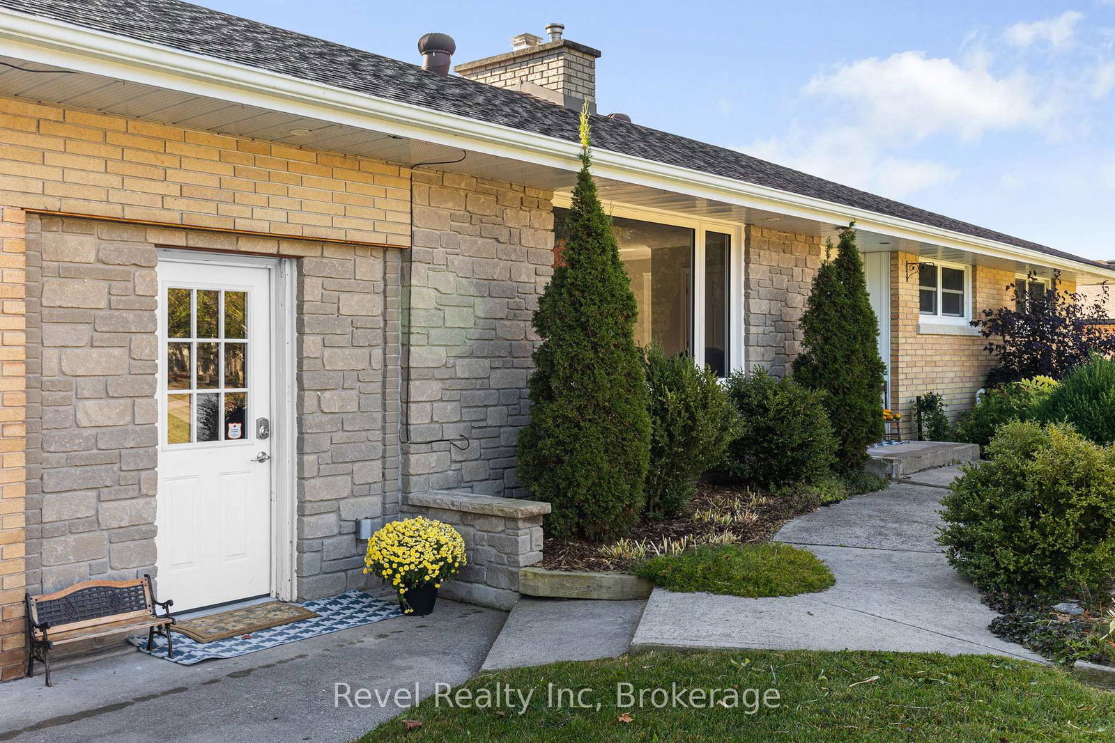21-john-street-springwater-ontario-s12367017