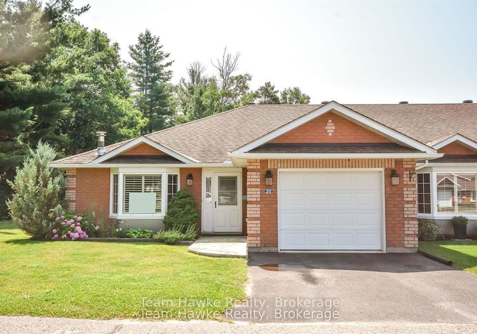 90-burke-street-penetanguishene-ontario-s12367959